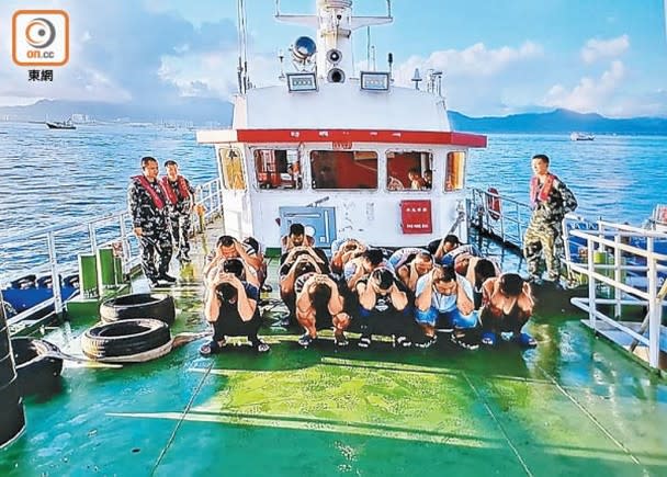 12名偷渡客計劃到台灣申請政治庇護，被中國海警拘捕。