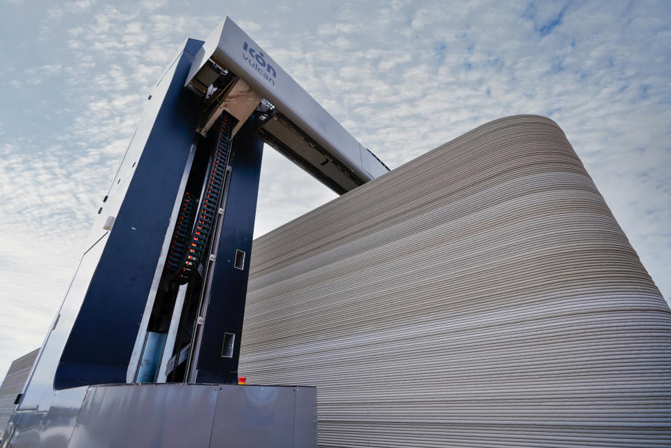 A 45 feet wide, 4.75 ton 3D printer designed by ICON is building 100 homes in a Texas community. 