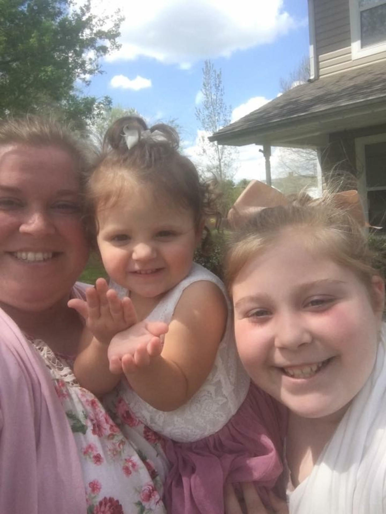 Tana Benson, pictured in 2017 with her daughters, Teegan and Taylor. (Tana Benson)