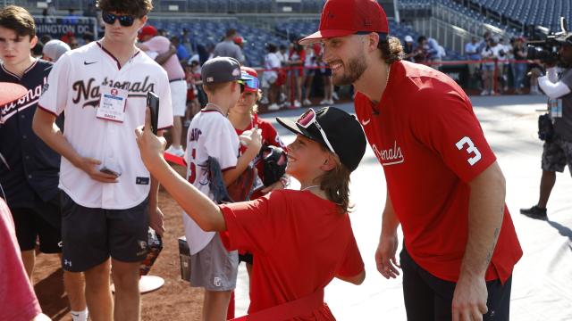 Dylan Crews gets a $9 million signing bonus from the Nationals