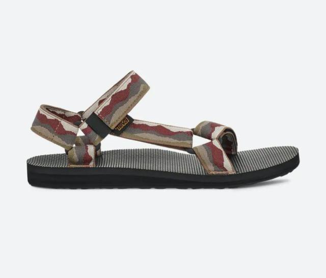 The 21 Best Men's Sandals and Flip-Flops in 2024 - Men's Journal