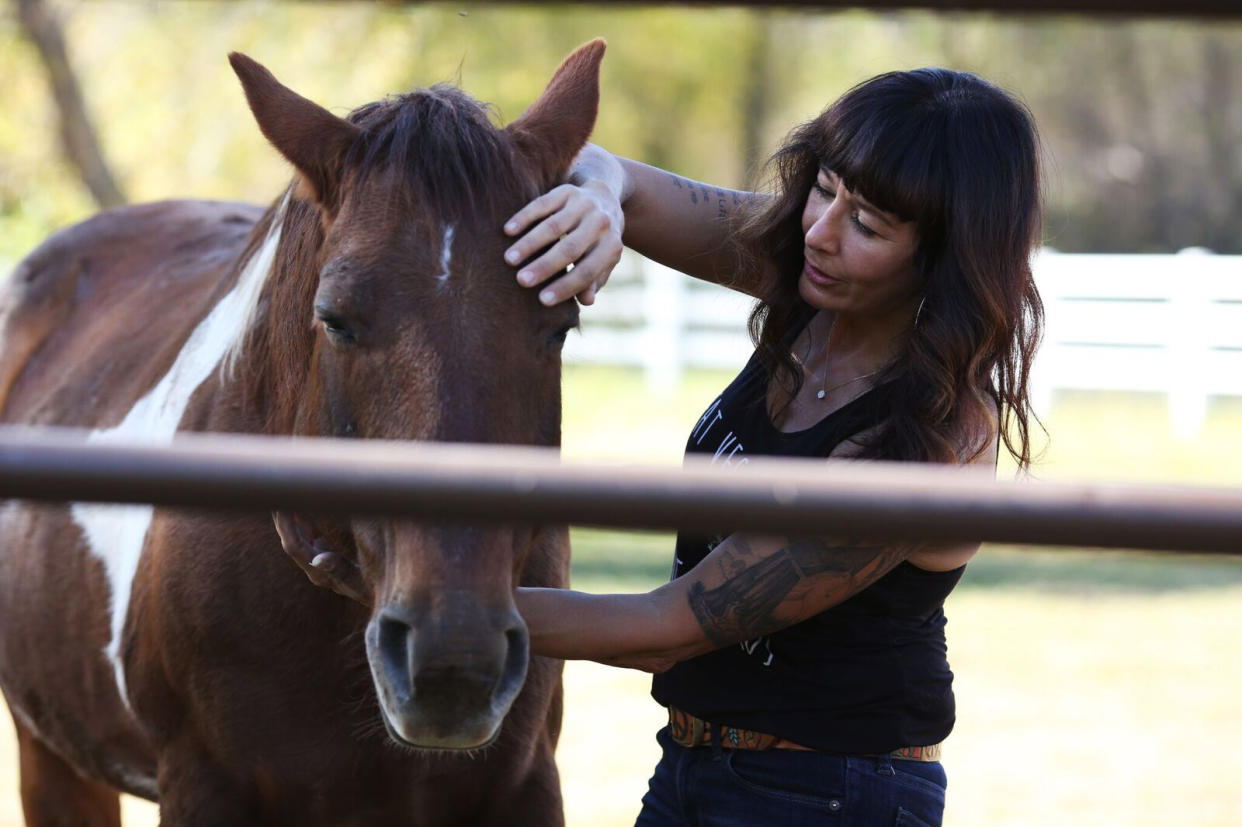 Joanne Cacciatore with Chemakoh. (Photo: Caitlin O’Hara for Yahoo Lifestyle)