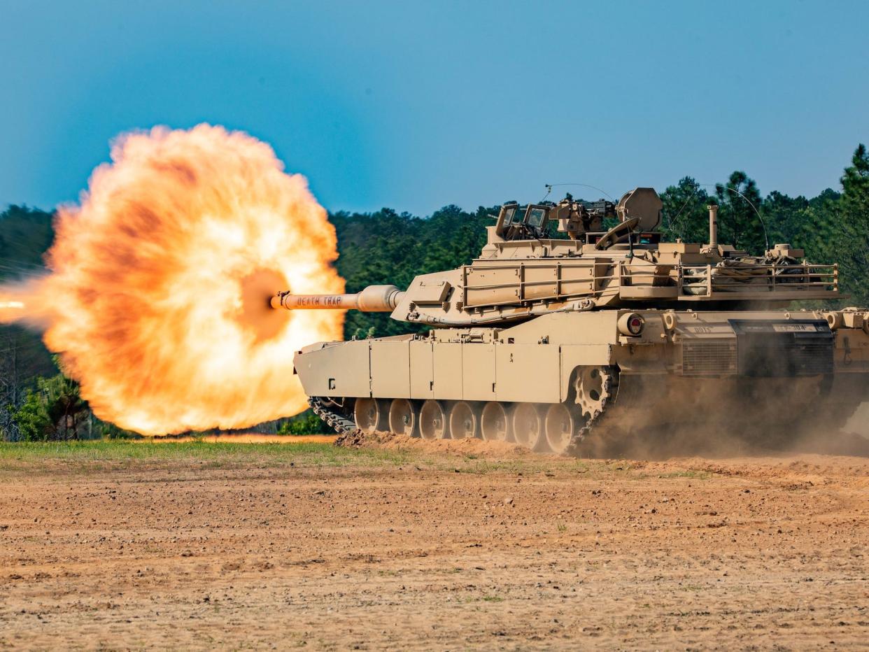 M1A2 Abrams tank