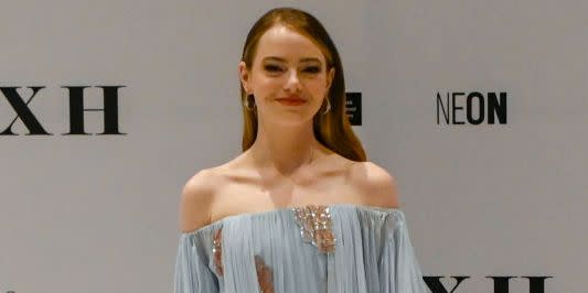 Emma Stone Stuns In Grecian-Inspired Gown By Louis Vuitton On Bleat Red  Carpet