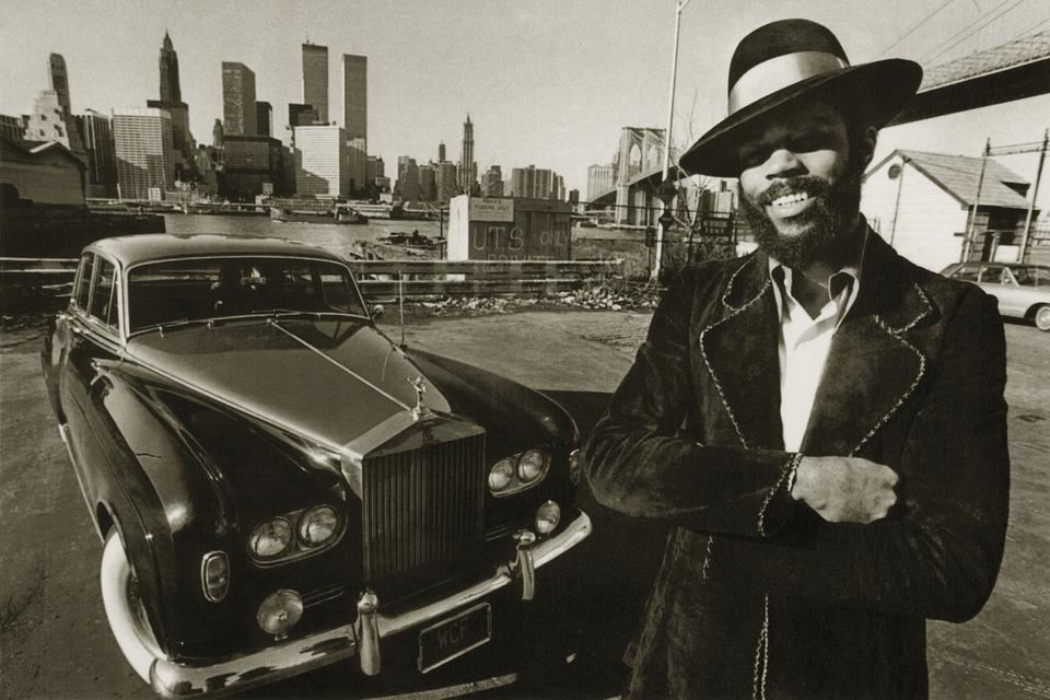 Walt “Clyde” Frazier with his Rolls-Royce in 1973.