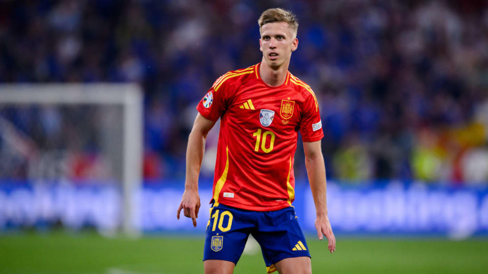 Man City and Barcelona handed new Dani Olmo transfer deadline