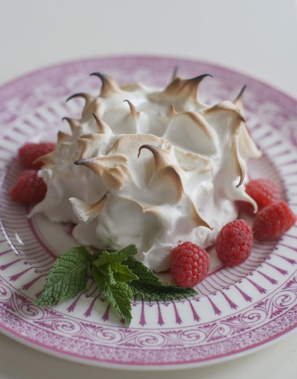 This Apr. 14, 2014 photo shows summer baked Alaska in Concord, N.H. (AP Photo/Matthew Mead)This Apr. 14, 2014 photo shows summer baked Alaska in Concord, N.H. (AP Photo/Matthew Mead)