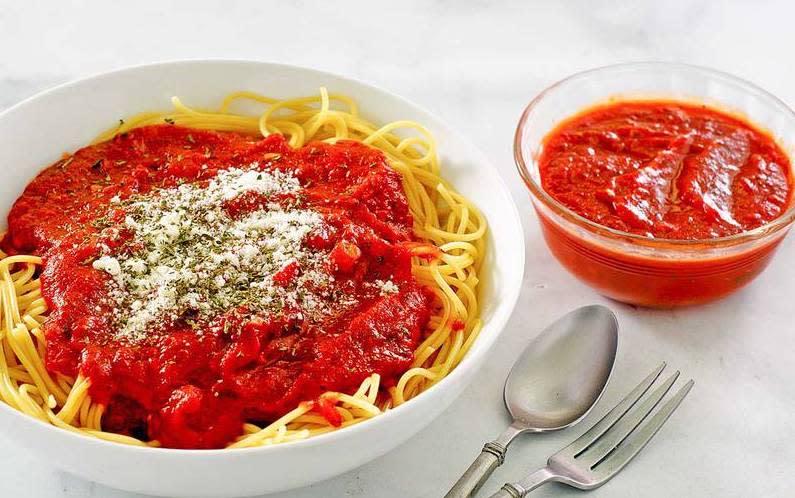 原來意大利人最接受唔到係煮意粉落番茄醬！（圖：Italyfoodiepeace@Twitter）