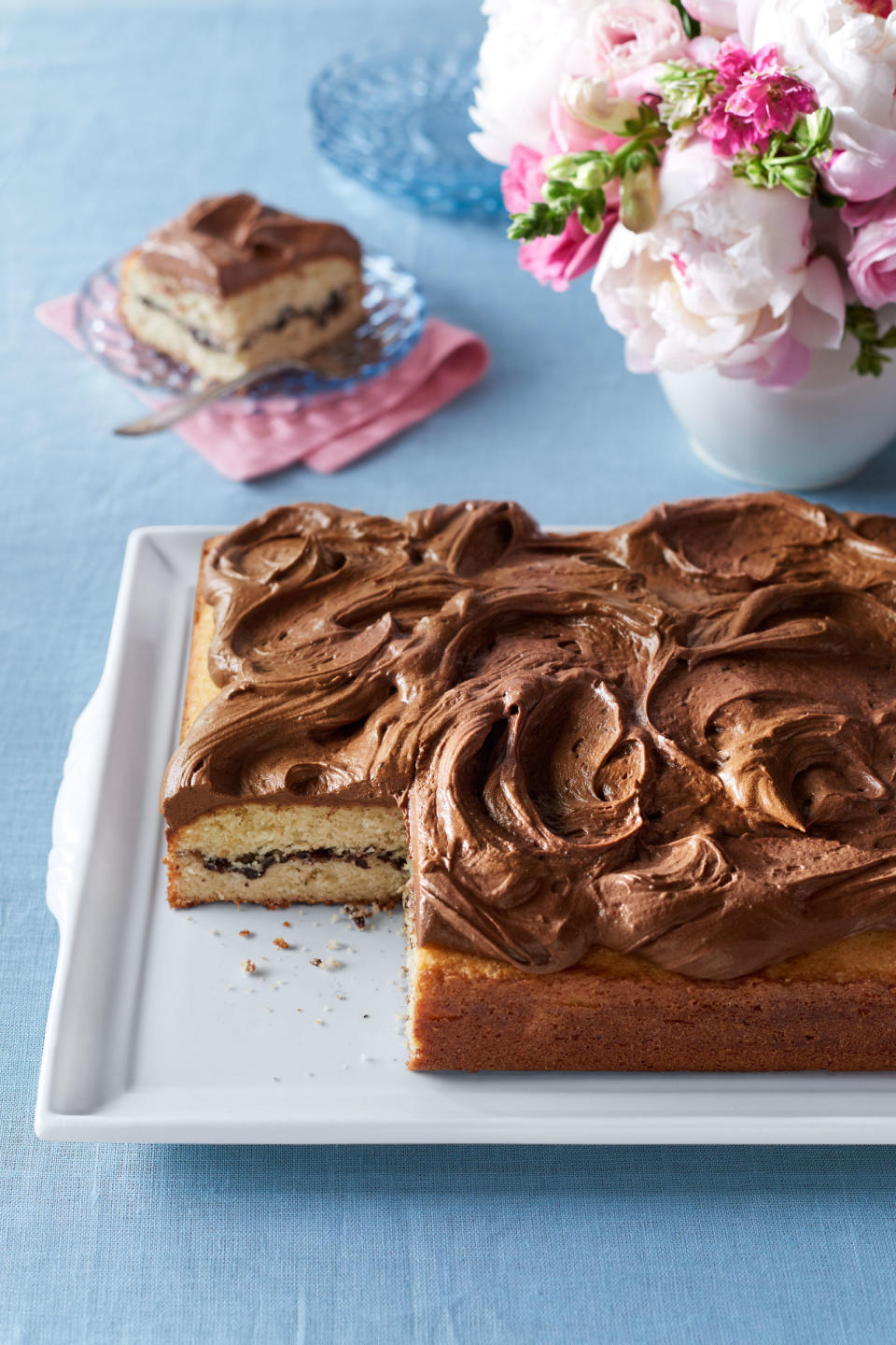 Vanilla Sheet Cake with Chocolate-Cinnamon Filling