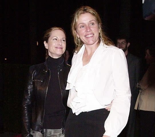 You can't discuss longterm Hollywood friendships without bringing up Holly and Frances. The two met back in the early '80s after being introduced by their then-boyfriends. Holly and Frances immediately became friends and eventually decided to live together in the Bronx as they began their acting careers.Holly told Vulture in 2018, 