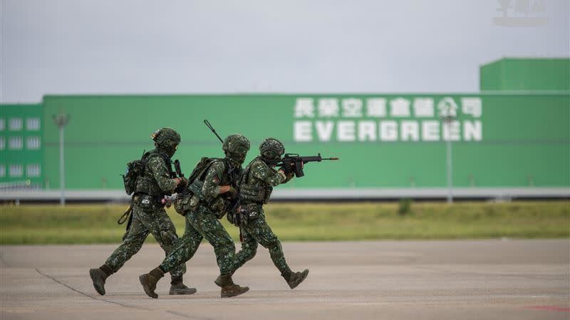 陸軍現役士兵遭少年砍殺身亡，警方對案情不願多談。（示意圖／翻攝畫面）