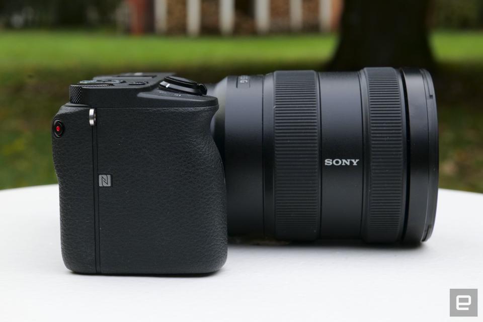 Sony A6600 aps-c mirrorless camera