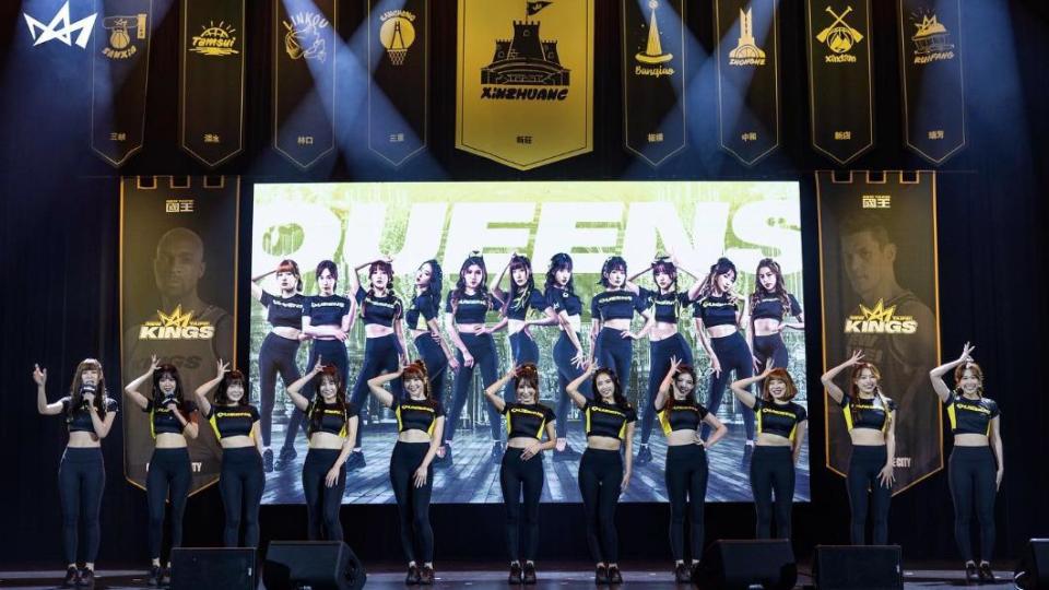 新北國王啦啦隊「Queens 」加入7名新成員。（圖／翻攝自臉書 新北國王 New Taipei Kings）