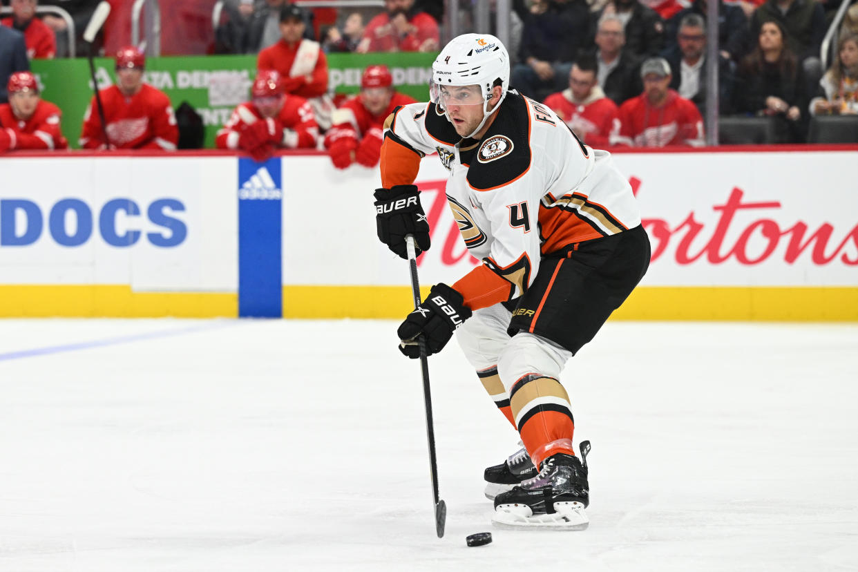 Anaheim Ducks D Cam Fowler (4). (Photo by Allan Dranberg/Icon Sportswire via Getty Images)