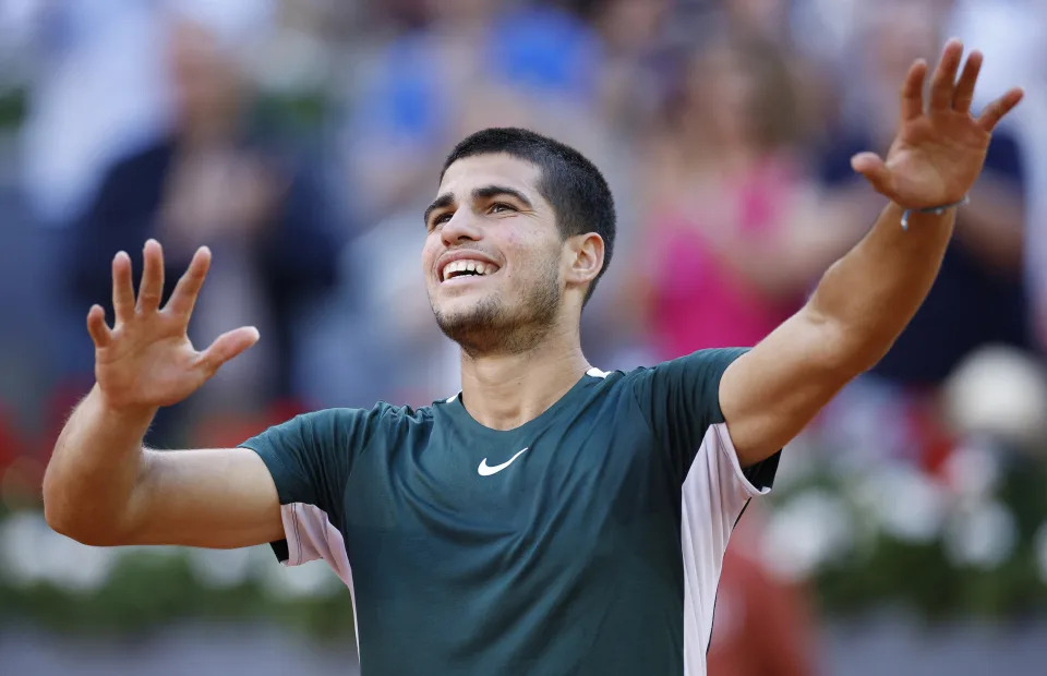Wimbledon Day 4 Odds, Betting Picks & Predictions: How to Bet Chardy vs.  Ivashka, More Thursday Matches (July 1)