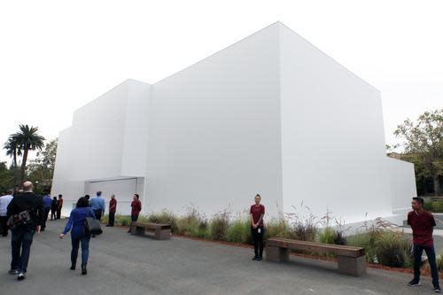 Apple's temporary showroom