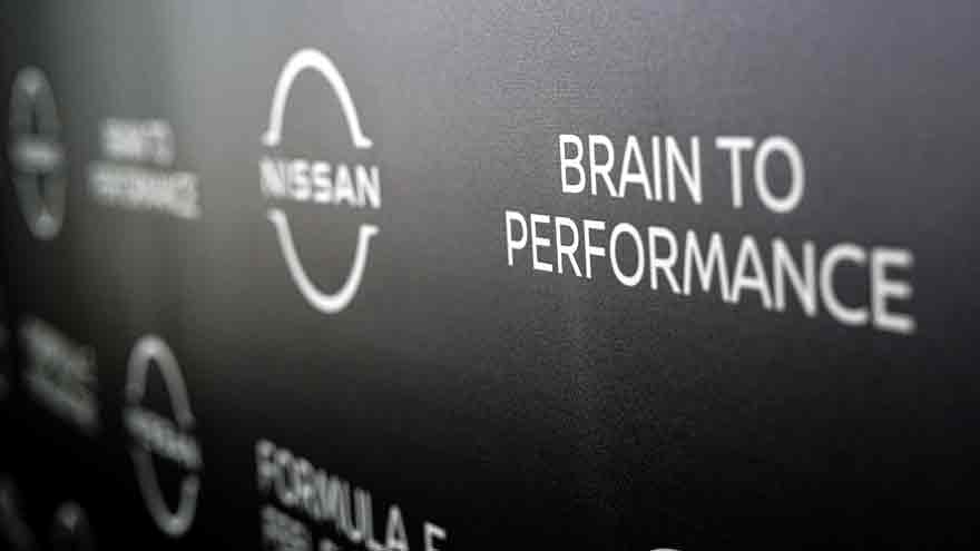 Nissan investiga el uso de tecnología de decodificación del cerebro. 