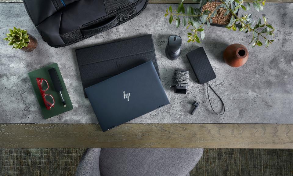 HP Elite Dragonfly G2 at CES 2020