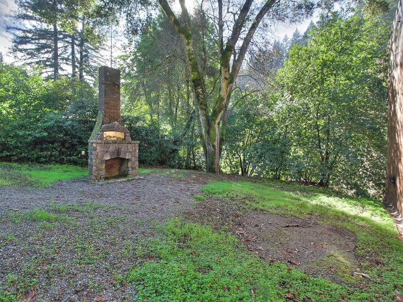 Own Your Own Castle and Play Life-Size Chess On The Roof, As Royalty Does