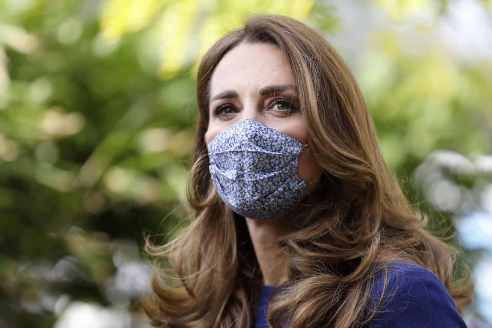 L'épouse du prince William porte un masque