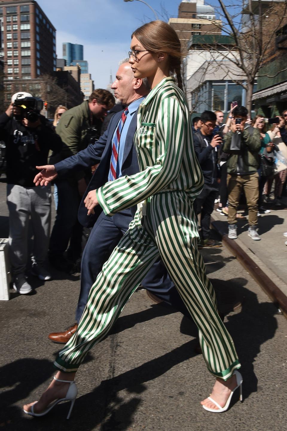 Gigi Hadid is never afraid to experiment with different trends. (Photo: Getty Images)