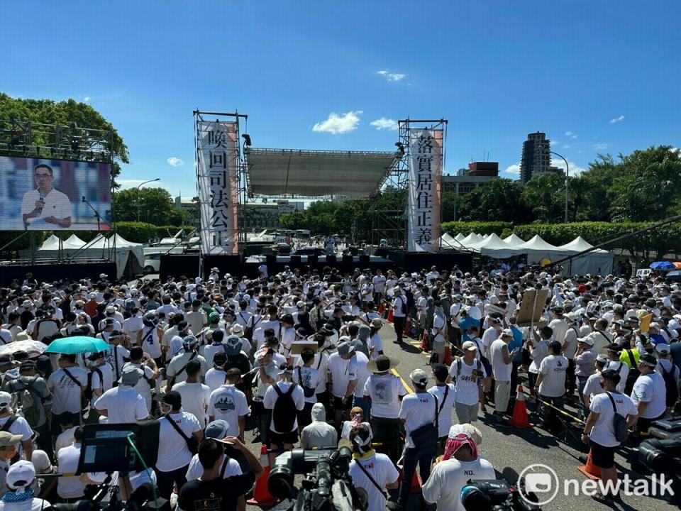 「館長」陳之漢、前立委黃國昌發起「716公平正義救台灣」凱道遊行。   圖：張良一 / 攝