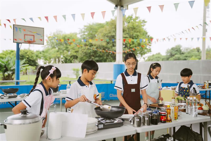 《百味小廚神》劇裡有多位表現出色的童星。（圖／紅衣小女孩股份有限公司提供）