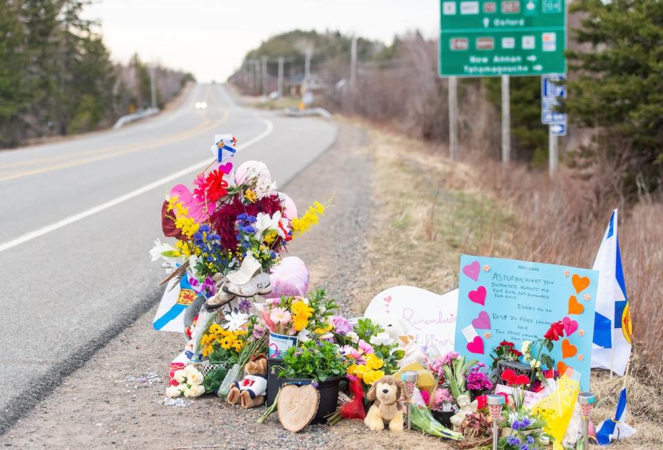 A memorial remembering Lillian Hyslop is seen along the road in Wentworth, N.S. on Friday, April 24, 2020. 22 people are dead after a man went on a murderous rampage in Portapique and several other Nova Scotia communities.