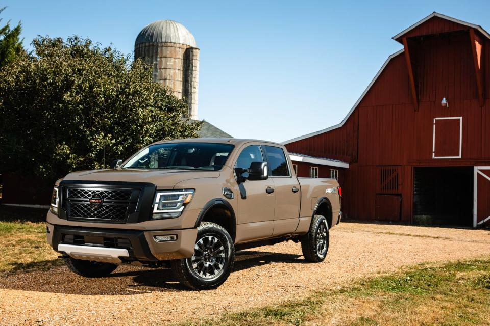 View 2020 Nissan Titan XD Photos