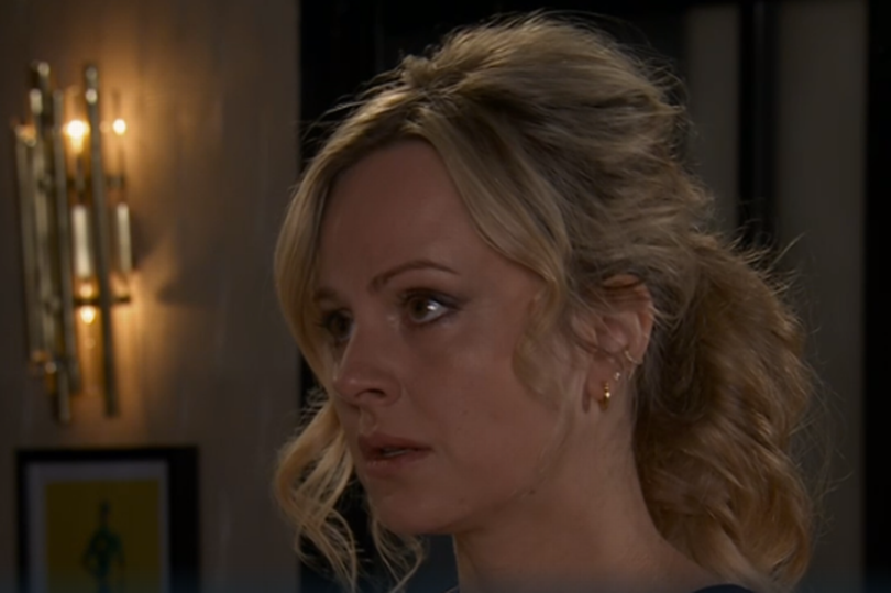 Sarah Platt rowed with her onscreen daughter, Bethany, at the end of tonight's Coronation Street