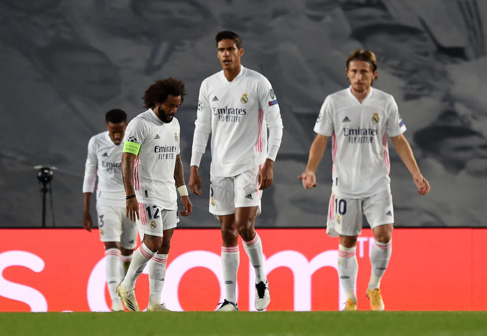 Los jugadores del Real Madrid durante el partido frente al Shakhtar. (Foto: Denis Doyle / Getty Images).