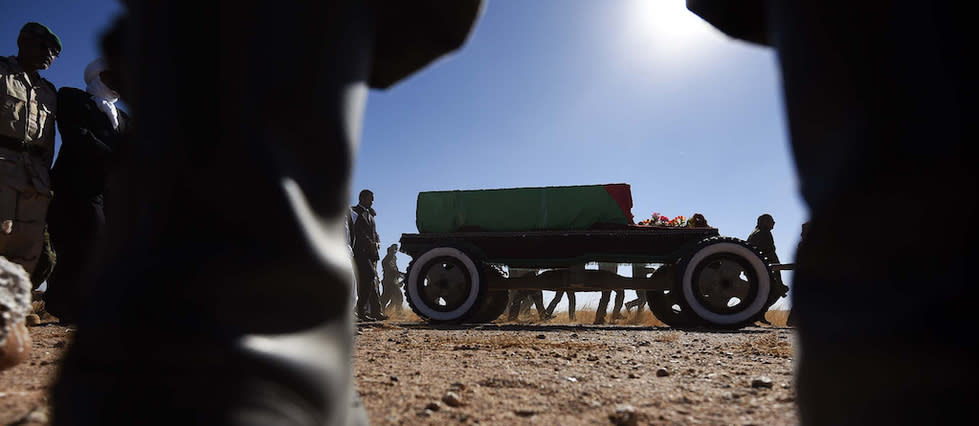 Après la reconnaissance de la marocanité du Sahara par les États-Unis de Donald Trump, Alger réagit avec ces manœuvres militaires, signes de la réaffirmation de sa présence et de son soutien aux côtés des indépendantistes sahraouis. 
