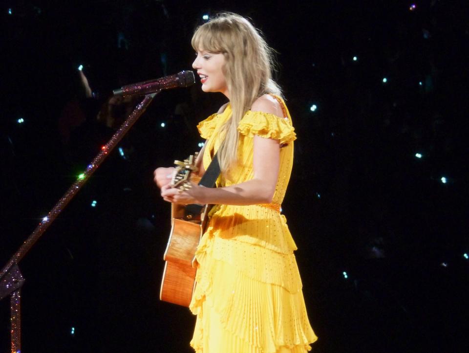 taylor swift eras tour east rutherford new jersey night 3