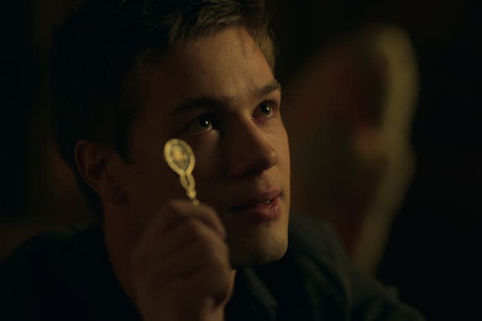 Connor Jessup es Taylor Locke en la serie de Netflix Locke & key