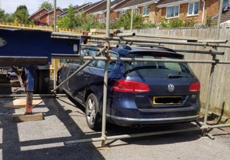 Scaffolding car