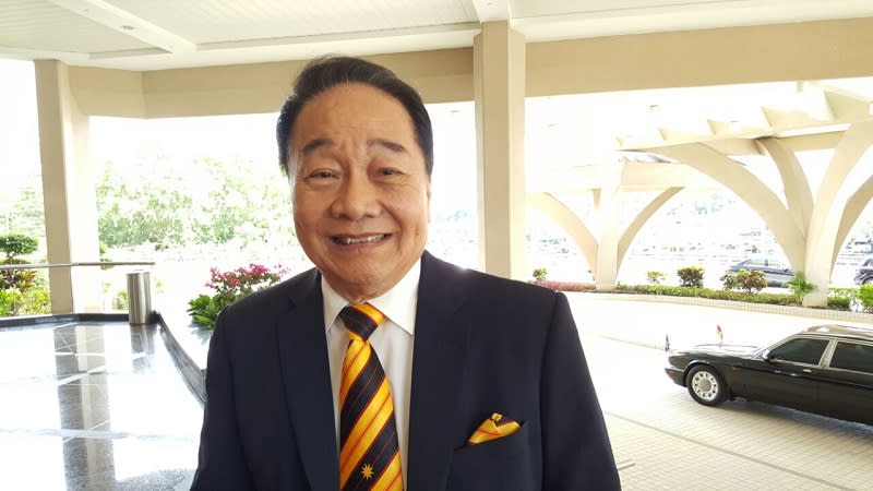 Chief Minister Datuk Patinggi Abang Johari Openg today said he has accepted the resignation of International Trade and e-Commerce Minister and second Minister of Finance Datuk Seri Wong Soon Koh (pic) from the state Cabinet. — Picture by Sulok Tawie