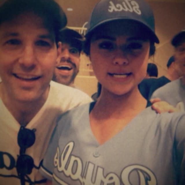 This is one team we would've loved to be a part of! Selena Gomez and Olivia Wilde joined a ton of fellow Hollywood stars for the Big Slick celebrity weekend, an annual Kansas City fundraiser held by actors Paul Rudd, Rob Riggle, Jason Sudeikis, Eric Stonestreet and David Koechner to benefit Children's Mercy Hospital. <strong>WATCH: Selena Gomez Teases New Song</strong> Selena looked absolutely adorable at Friday's celebrity softball game at Kansas City Royals' Kauffman Stadium. She was all smiles as she hit a fly to left, arrived safely at first and took selfies throughout the game. She even got teammates Paul, Jason, James Van Der Beek, Chris Daughtry and Johnny Knoxville to give a shout out to her "Selenators." <strong>WATCH: Minnie Driver Flubs National Anthem</strong> The baseball field may be Selena's new happy place -- after the game, she tweeted, "Today was a good day!!" Double exclamation points are always a good sign! Before continuing the charitable festivities on Saturday -- bowling and bocce were the big events scheduled for day two -- the visiting celebs goofed around and met some of the kids getting treatment at Children’s Mercy. Awesome way to start the day: @vanderjames & @DavidKoechner hanging out with their new pal, Malachi! #BigSlickKC pic.twitter.com/yTucIiJD2y— Children's Mercy (@ChildrensMercy) June 20, 2015 Little Chase enjoyed a fun surprise this morning: Playtime with @oliviawilde & @selenagomez! #BigSlickKC @BigSlickKC pic.twitter.com/KcMSgIDgw9— Children's Mercy (@ChildrensMercy) June 20, 2015 Olivia looked equally as sweet when she gave hubby Jason a quick kiss mid-festivities. Talk about a fun day for everyone in Kansas City!