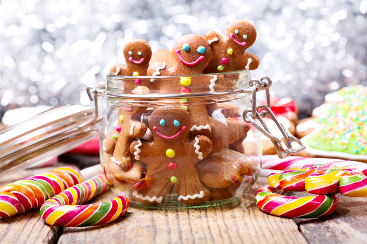 Ob im Glas oder der Dose: Weihnachtsgebäck bleibt nur bei richtiger Lagerung frisch. (Symbolbild: Getty Images)