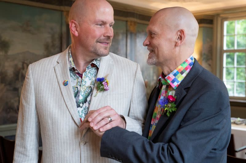 Carnier and Leu smile after their wedding ceremony in Schaffhausen