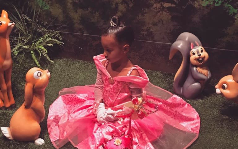 This artist imagined North West if she was a Disney princess and it’s unbearably cute