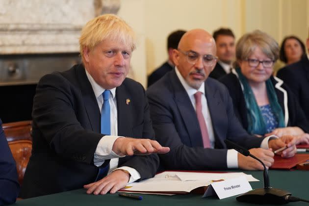 Nadhim Zahawi at cabinet with then prime minister Boris Johnson. (Photo: WPA Pool via Getty Images)