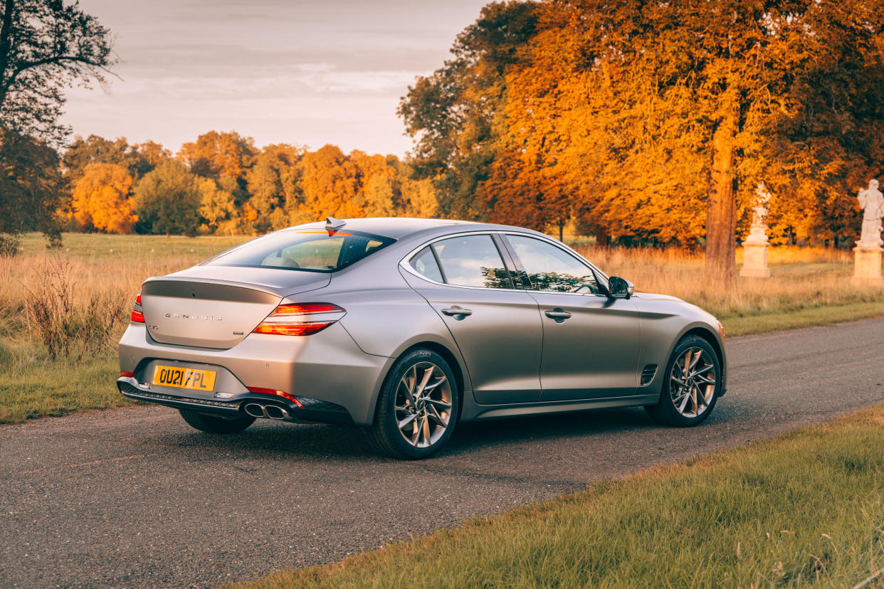 Genesis G70