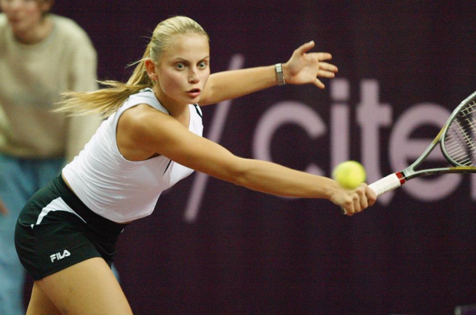 杜姬職業生涯曾羸得6項WTA單打冠軍。