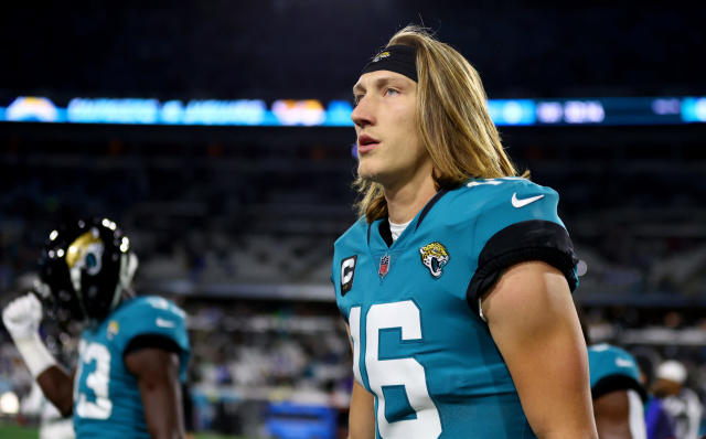 Jacksonville Jaguars QB Trevor Lawrence sparks first-team offense with  near-perfect preseason finale - ESPN