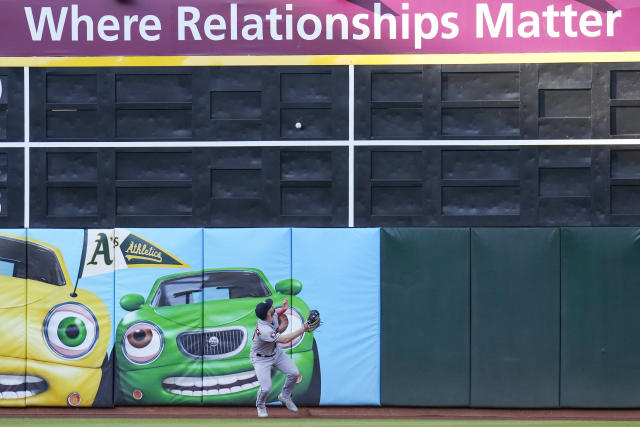 Rookie France shuts down A's and Tucker delivers go-ahead two-run