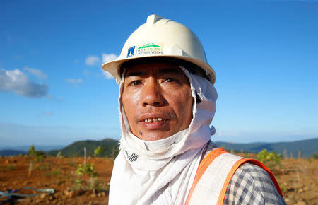 A mine worker from Zambales Diversified Metals Corporation is pictured at a nickel-ore mine ordered closed by Environment secretary Regina Lopez in Sta Cruz Zambales in northern Philippines February 7, 2017. REUTERS/Erik De Castro