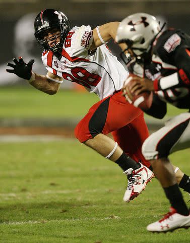 <p>Doug Benc/Getty Images</p> Craig Roh play in the All America Under Armour Football Game.