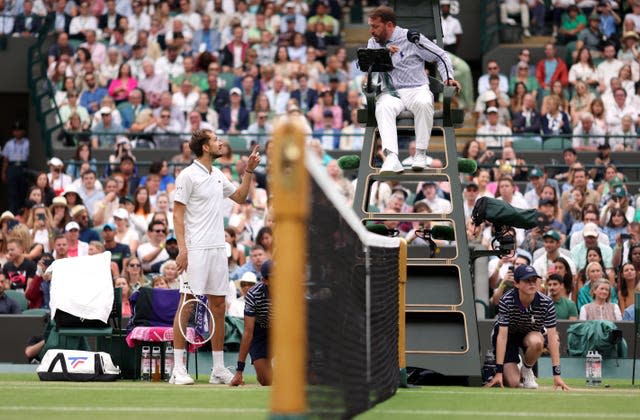 Daniil Medvedev argues with the umpire