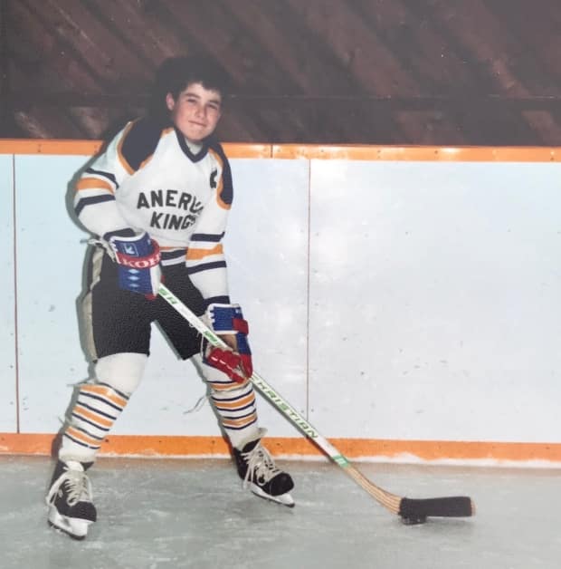 Marleau grew up playing hockey in small rinks around Aneroid, Saskatchewan, 250 kilometres southwest of Regina.