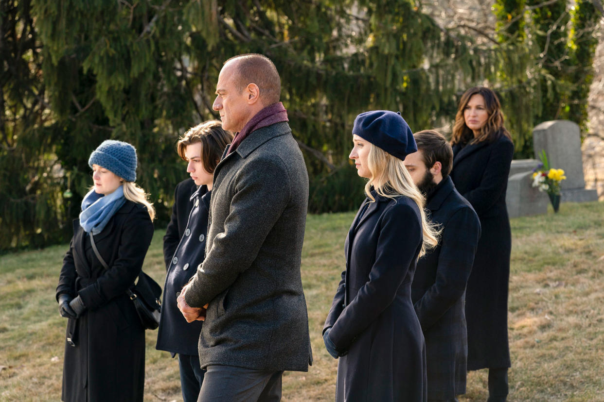 Benson joins the Stabler family in the cemetery after Kathy's death. (Virginia Sherwood / NBCU Photo Bank / Getty Images)